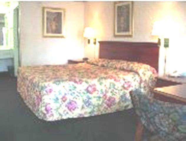Hotel America's Best & - 2*