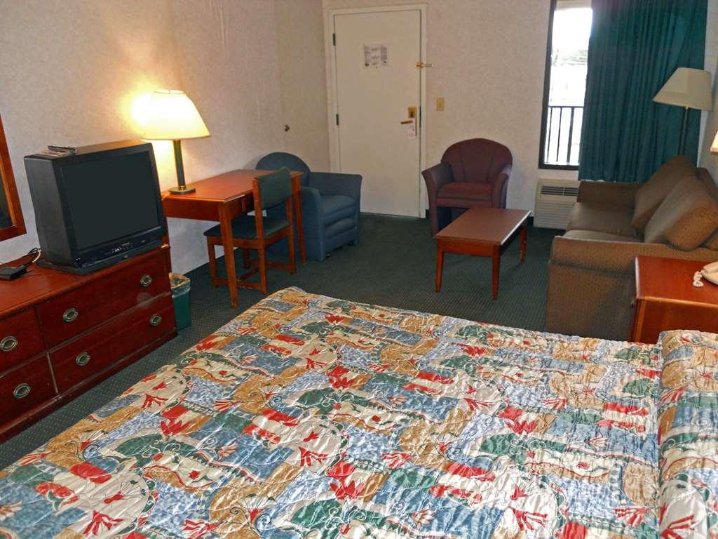 America's & - Hotel Decatur