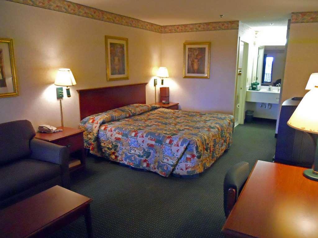 America's & - Hotel